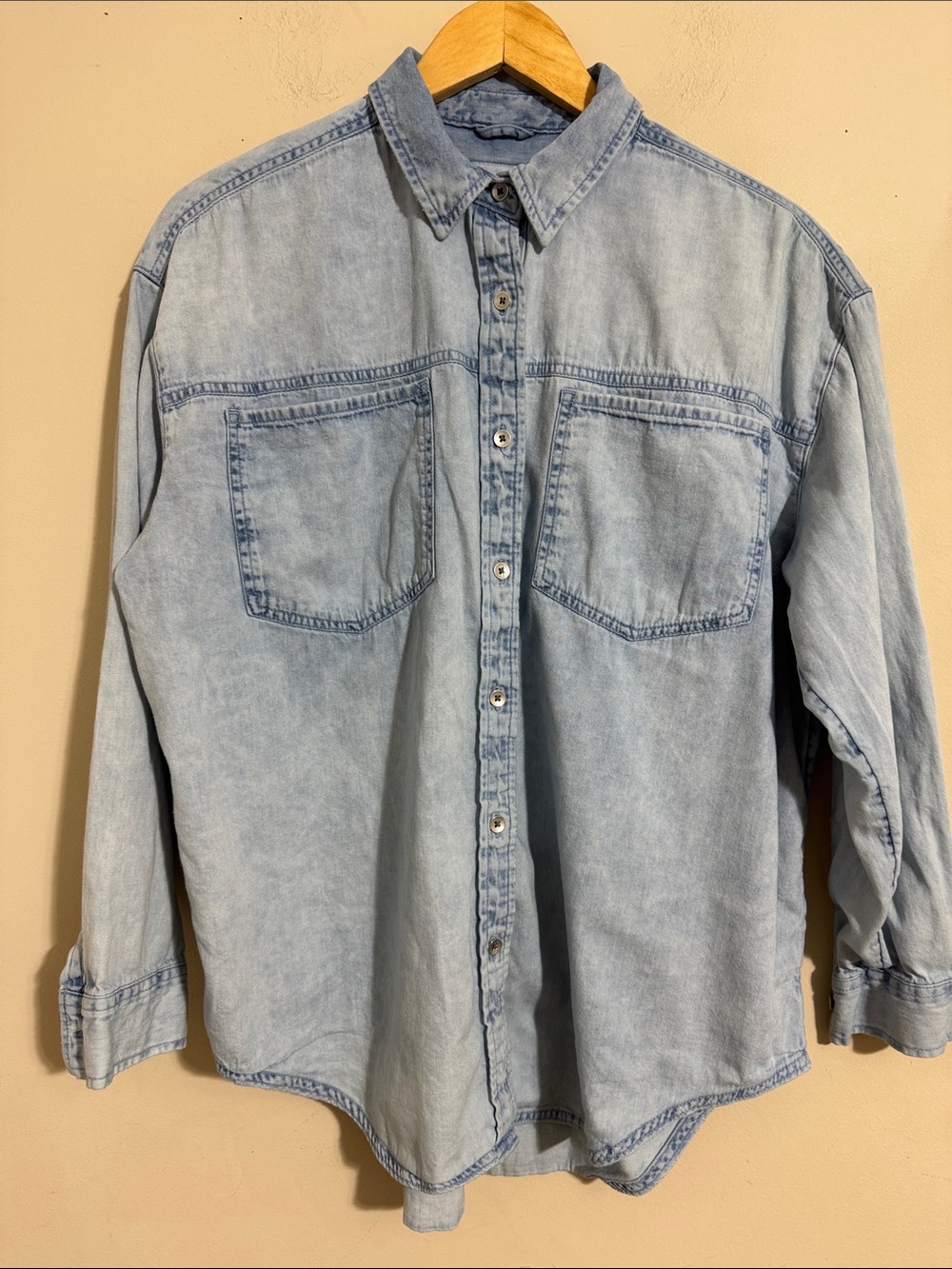 Aerie Light Wash Denim Button-Up Shirt Long Sleeve Blue Women's S Casual Capsule